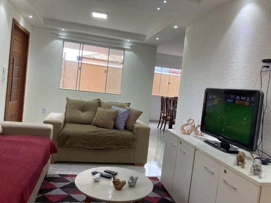 Casa Com Piscina, Grande E Espacosa No Condominio Dos Passaros Cabo Frio Zewnętrze zdjęcie